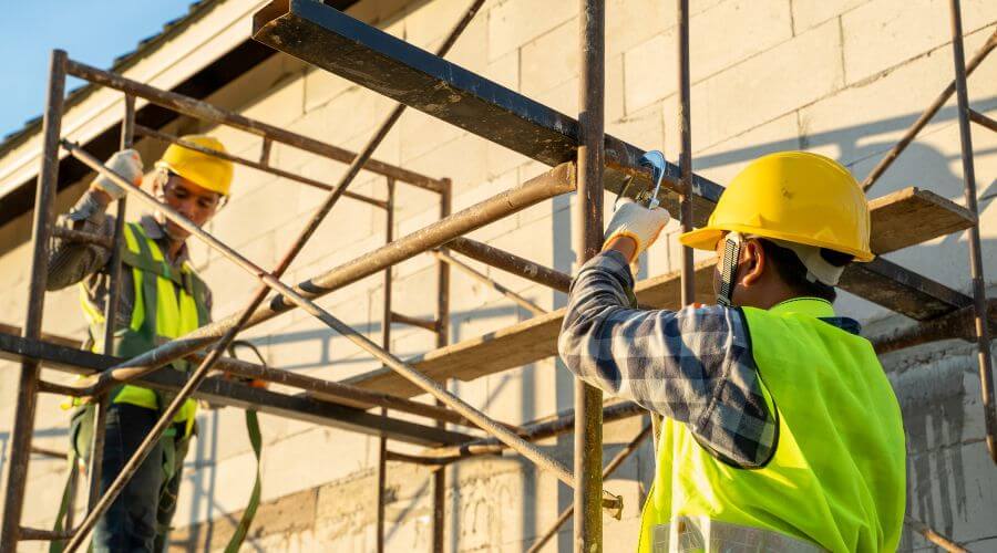 Fascia Repair in North Hills, CA